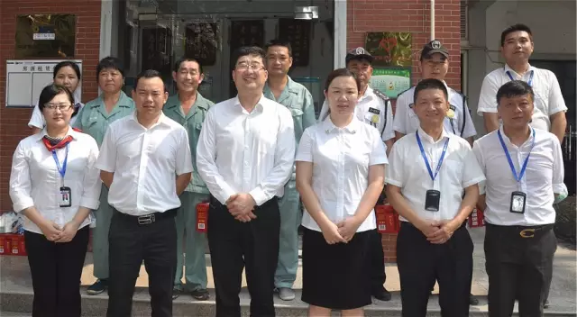 时搏网页版登录入口工会夏日送清凉在行动 集团副总裁高剑一行亲切慰问一线员工