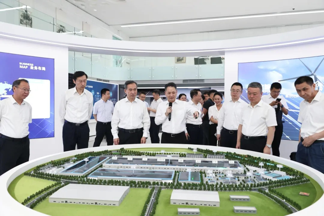 1728437549314116.jpg 4.jpg